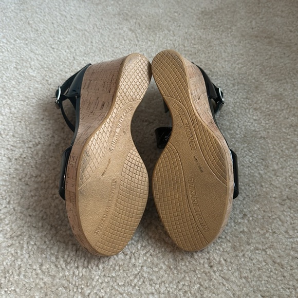 Stuart Weitzman Oneliner Black Patent Leather Wedge, Women’s 9 - Picture 6 of 7